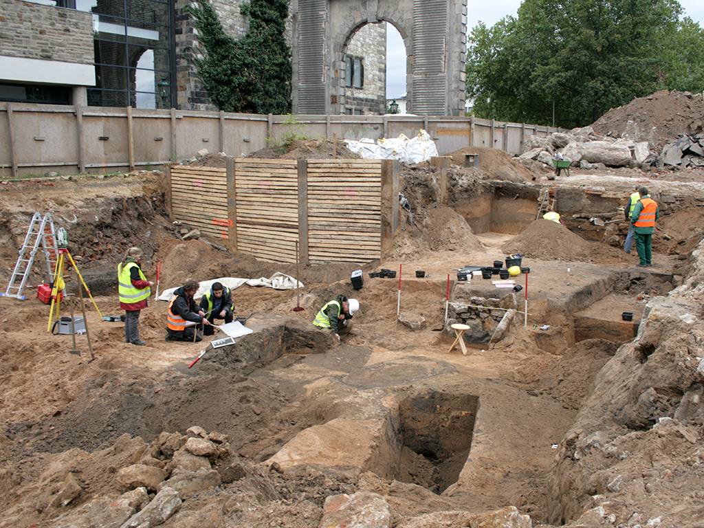 Ausgrabungsfläche Ausgrabung am Hohen Ufer Galerien 01 DATA (Neu