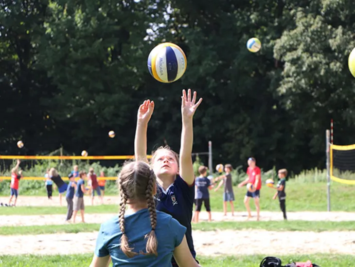 Bilder von unterschiedlichen Aktionen im Rahmen der Feriencard 2022 in Hannover.
