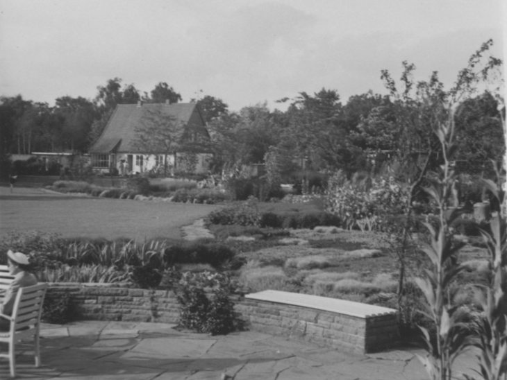 Ein altes Foto, das den hannoverschen Stadtpark zeigt.
