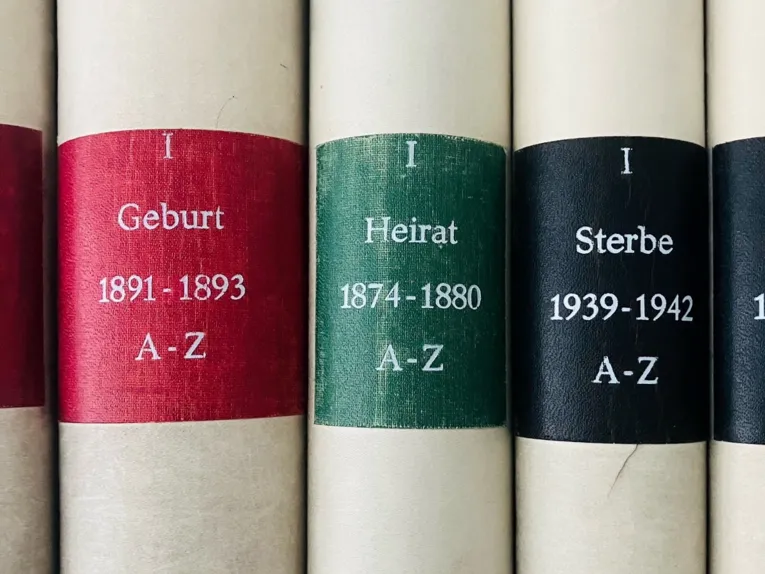 Die Namensregisterbände sind digital verfügbar