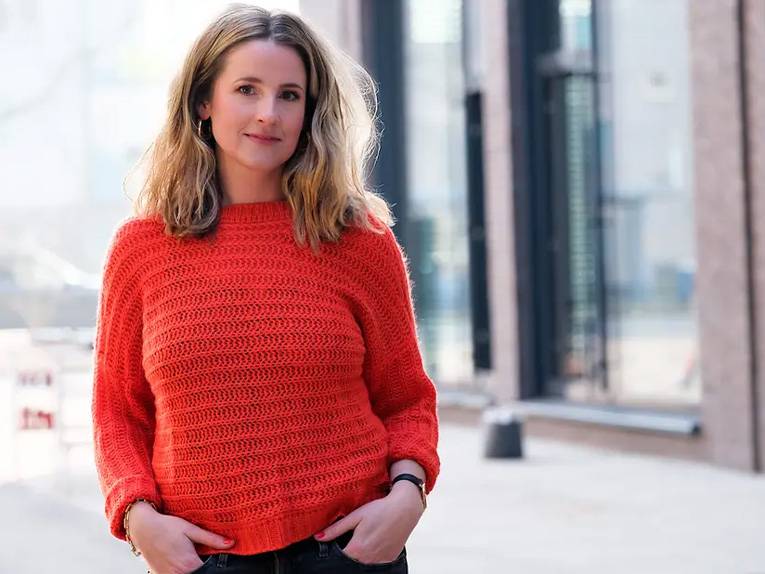 Die Redakteurin und Autorin Chris Warnat