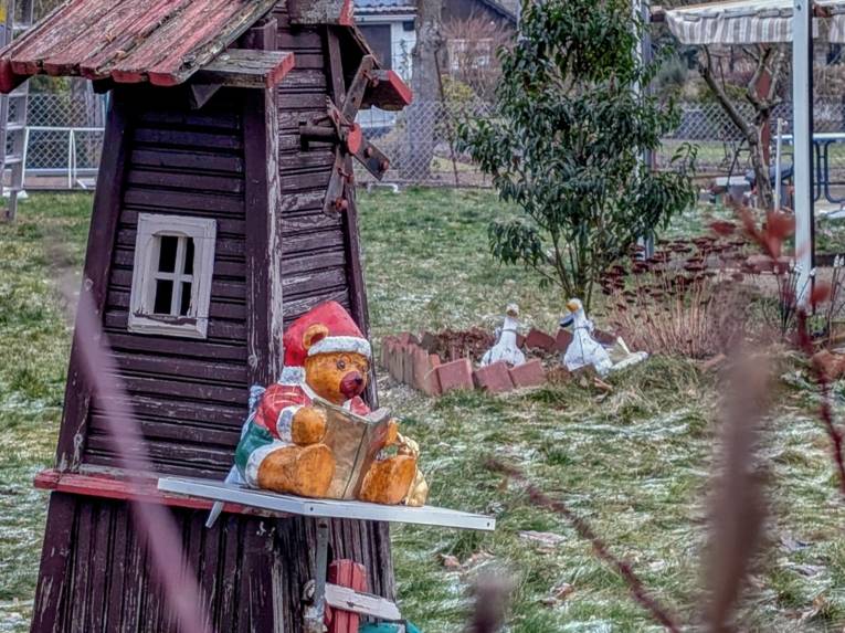 Blick in einen Kleingarten.