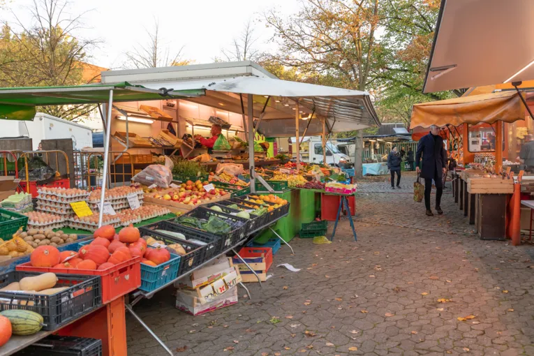 Markttag im Zooviertel.
