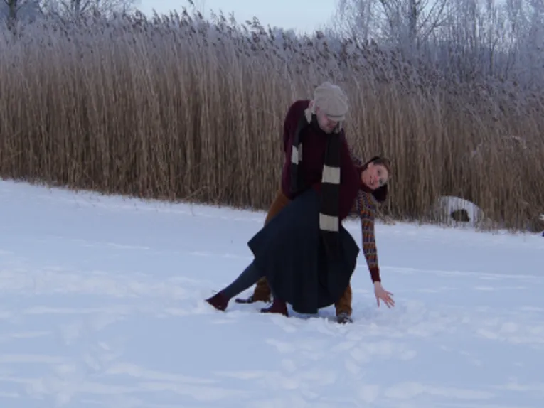 Person im Winteroutfit