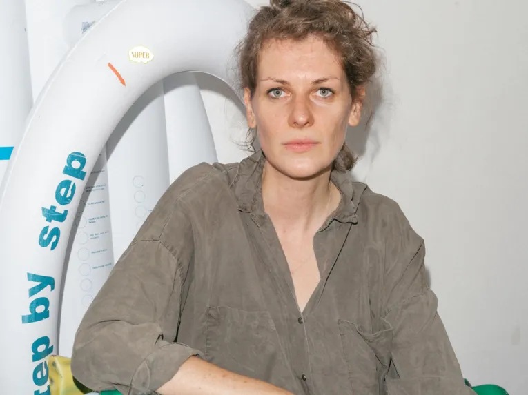 K&uuml;nstlerin Catharina Szonn