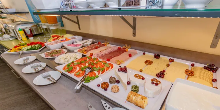 Fr&uuml;hst&uuml;ck ist angerichtet
