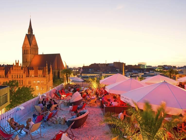 Beach Club & Rooftop Bar