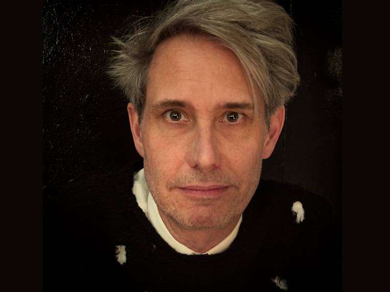Der Autor und Sänger Dirk von Lowtzow