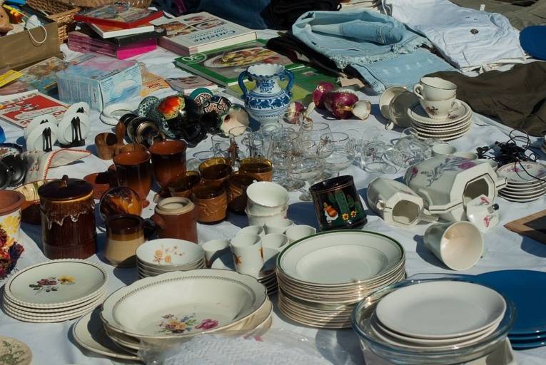 Flohmarkttisch