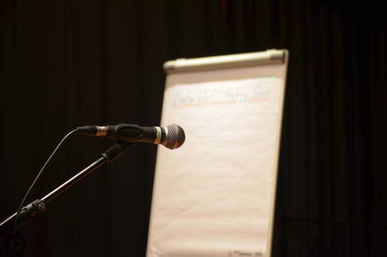 List'n Up - Der Poetry Slam in der List