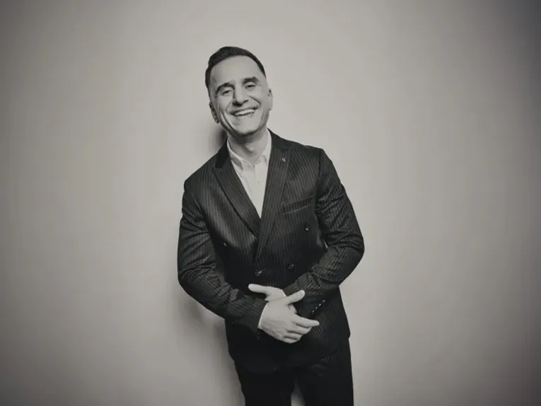Comedian Özcan Cosar
