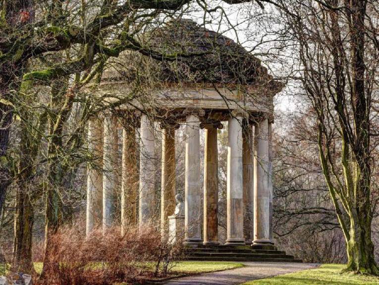 Tempel im Garten.