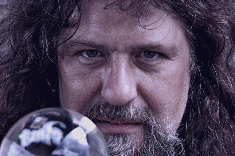 Der Schriftsteller Till Burgwächter