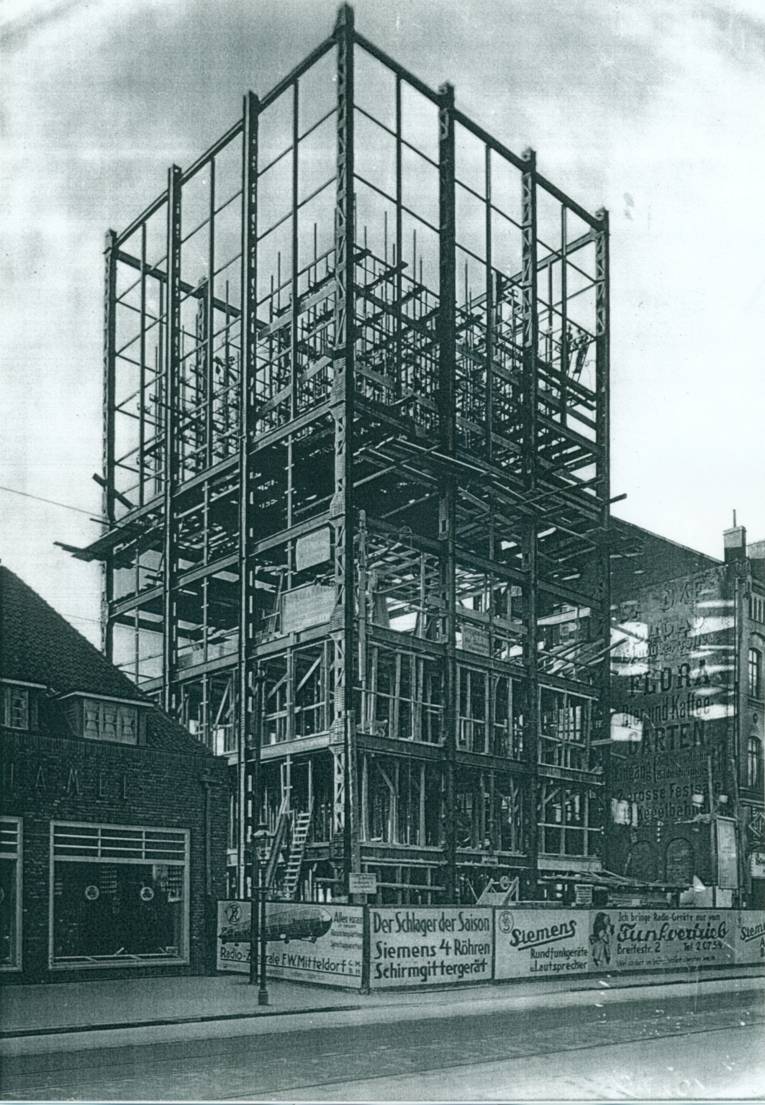 Stahlskelettbau der Stadtbibliothek