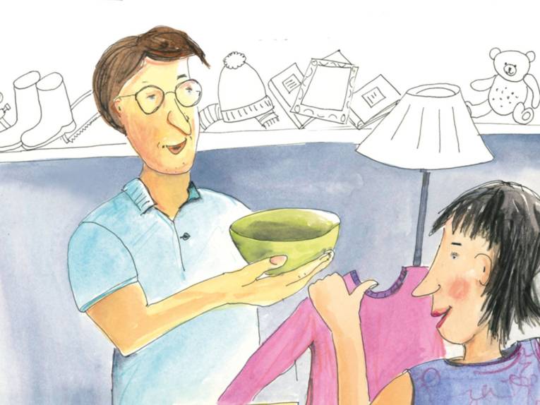 2 Personen tauschen Kleidung und Gegenstände