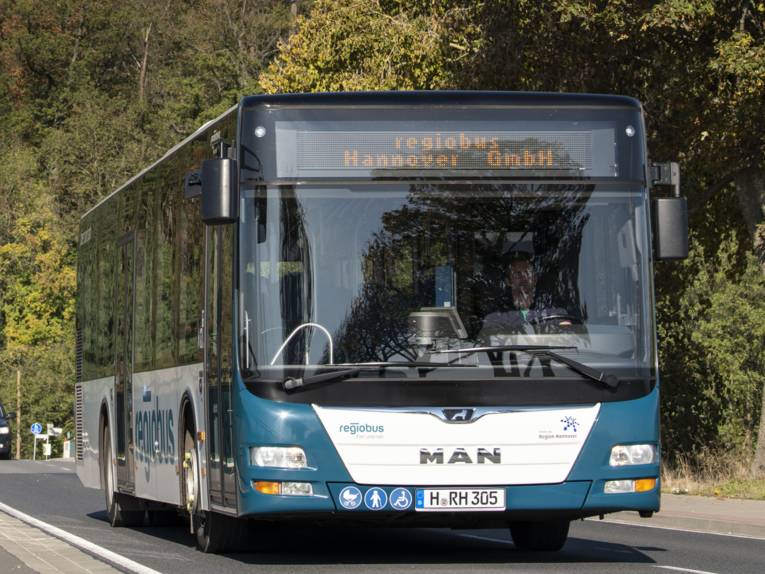 Der Regiobus vor der Marienburg