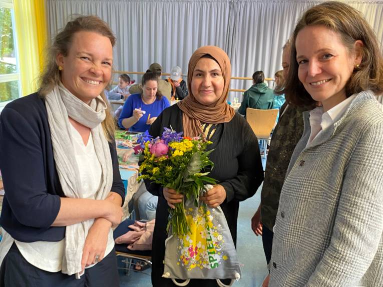Eva Bender, Elif Akkcyun, Dr. Sabine Schopp