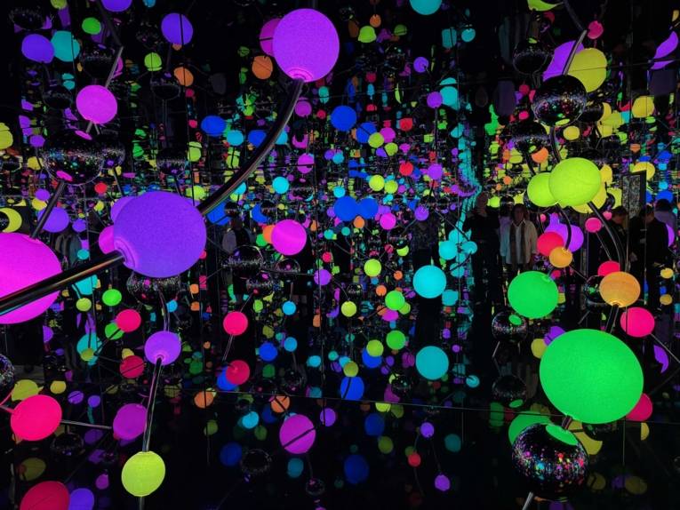 Niki Kusama Murakami Love You For Infinity Im Sprengel Museum Hannover