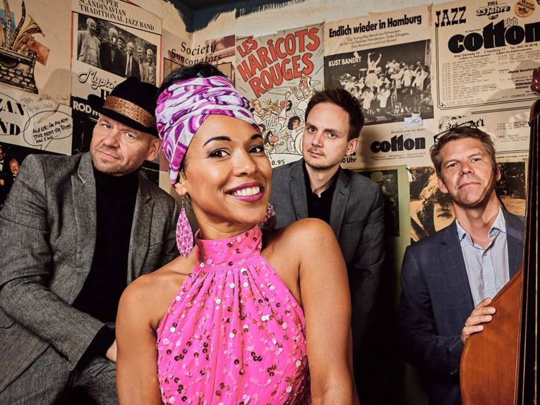 Myra Maud und Band