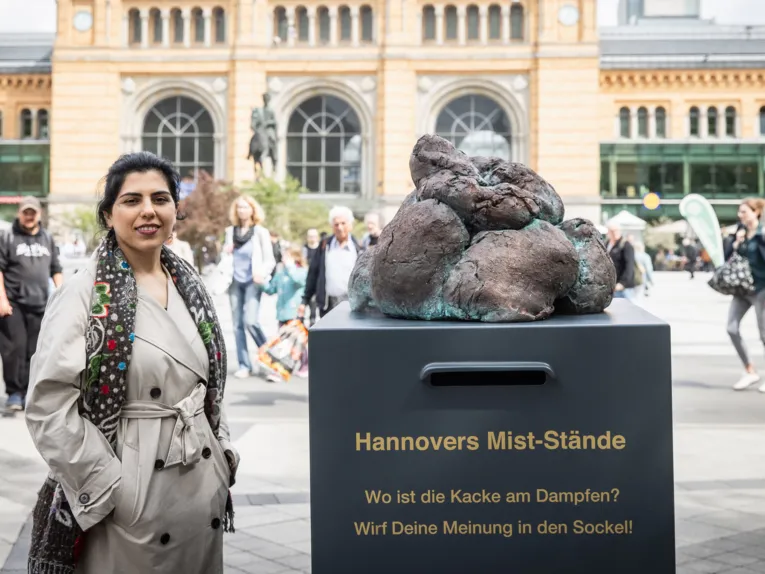 Farzaneplatz von Farzane Vaziritabar