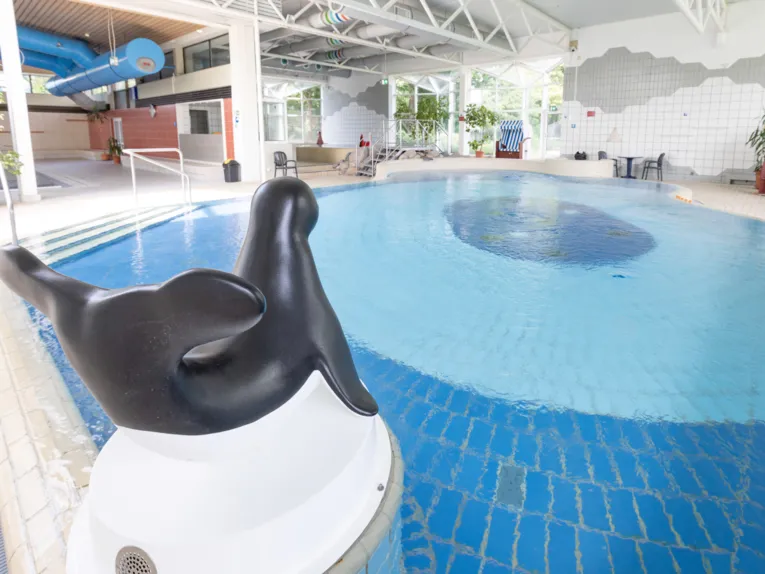 Kinderbecken im Innenbereich des Hallenfreibades Burgdorf