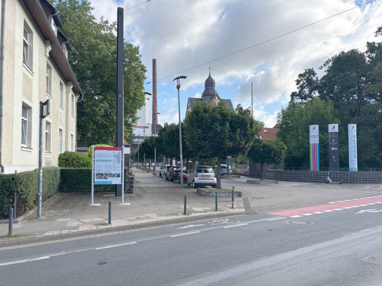 Einfahrt zum Pelikanplatz