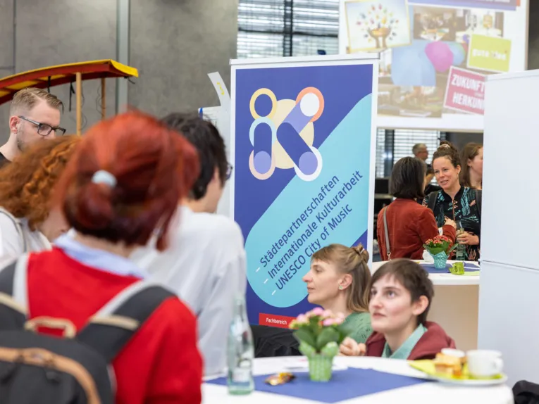 Ein Stand auf einer Veranstaltung.