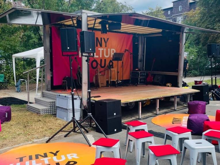 TINY KULTUR TOUR