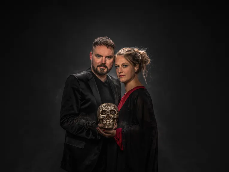 Theaterautor Stephan Guddat und Hörbuchsprecherin Tanja Rott