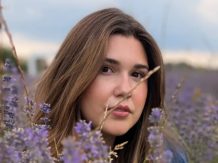 Die Autorin Gabriella Santos de Lima