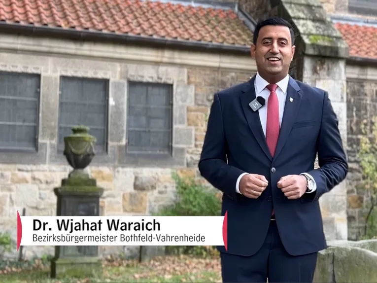 Bezirksbürgermeister Dr. Waraich stellt den Stadtbezirk Bothfeld-Vahrenheide vor.