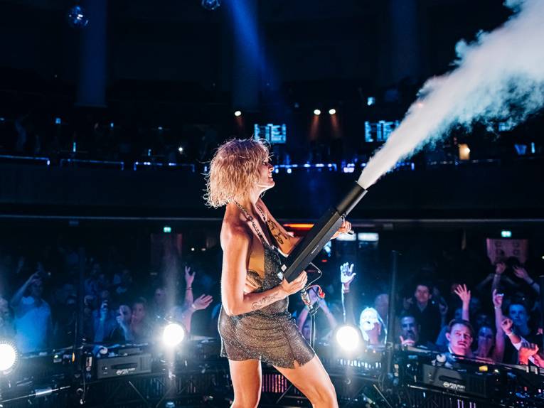 Glitterbox Dancer