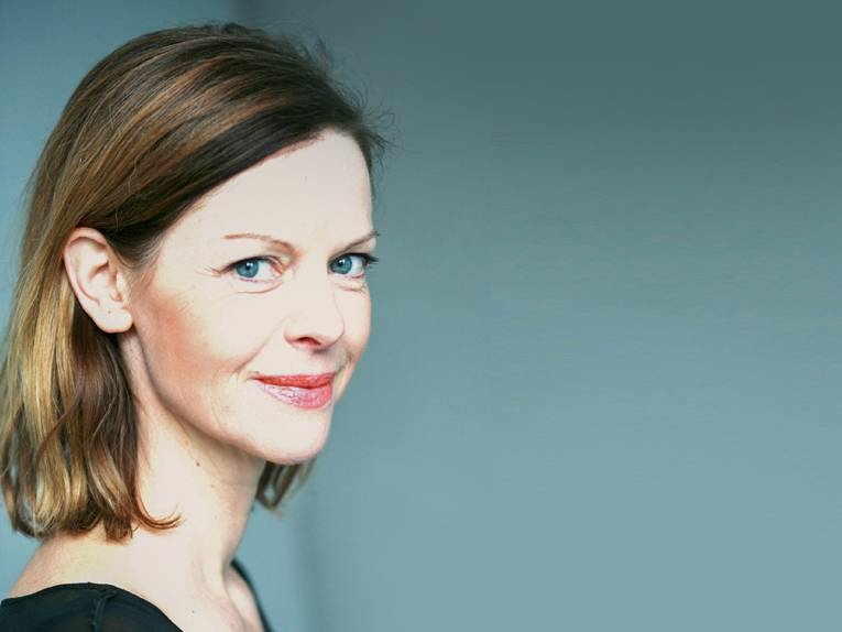 Die Autorin und Professorin Gisela Schmalz
