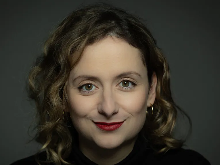 Die Autorin Alexandra Zykunov