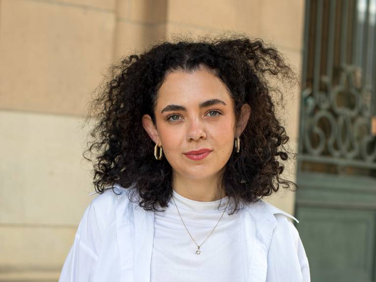 Die Autorin Hanna Veiler