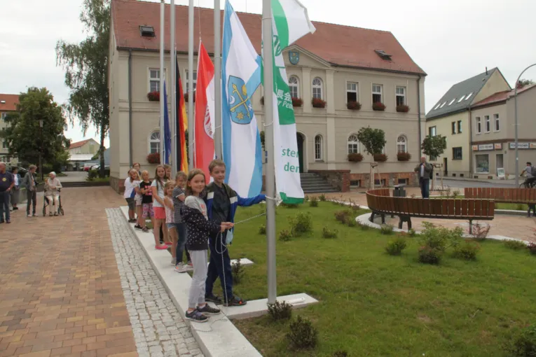 Ein Friedensgru&szlig; von Sch&uuml;ler*innen aus Seelow!
