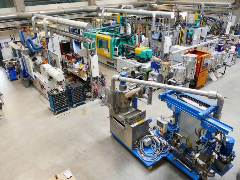 IfBB-Kunststofftechnikum