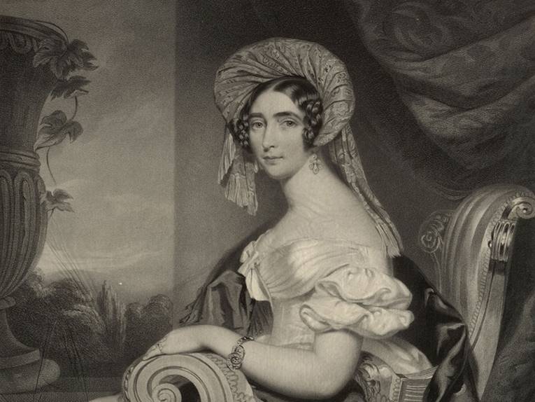 Herzogin Auguste von Cambridge, Gemahlin des Vicekönigs." Ganze Figur im Profil, sitzend in einem Sessel, Kopf nach vorn gedreht. Haar gescheitelt, darauf breitkrempige Mütze, große Ohrringe. Weißes Kleid, ausgeschnitten; ein dunkler Schal umgeworfen. Links große Vase, dahinter Blick in Landschaft. "Printed by R. Davy London. Drawn on Stone by J. Giere Hannover." Auguste von Hessen-Kassel, Gemahlin des Vizekönigs Adolph v. Cambridge (1797-1889).