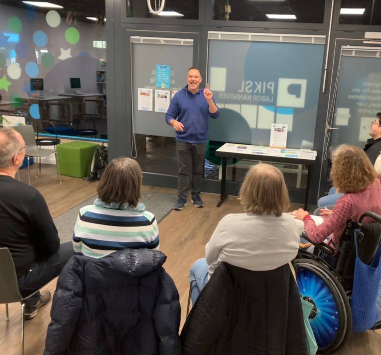 Informatiker und Ehrenamtler Bernd Schittenhelm