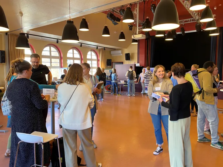 Austausch im Format des World Caf&eacute;s.