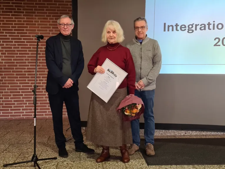 Lutz Glasmacher hielt die Laudatio f&uuml;r Christa Lissey.