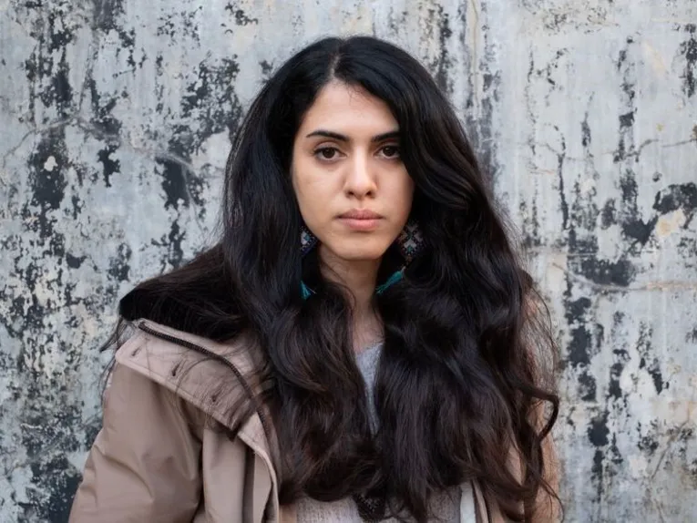 Die aktuelle Hannah-Arendt-Stipendiatin Atefe Asadi