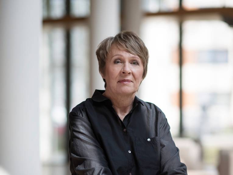 Die Autorin Ellen Sandberg