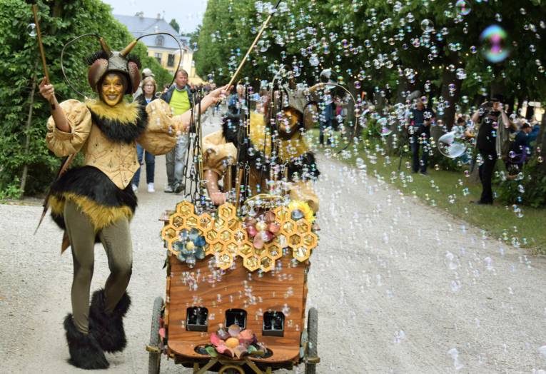 Walking Act mit Seifenblasen