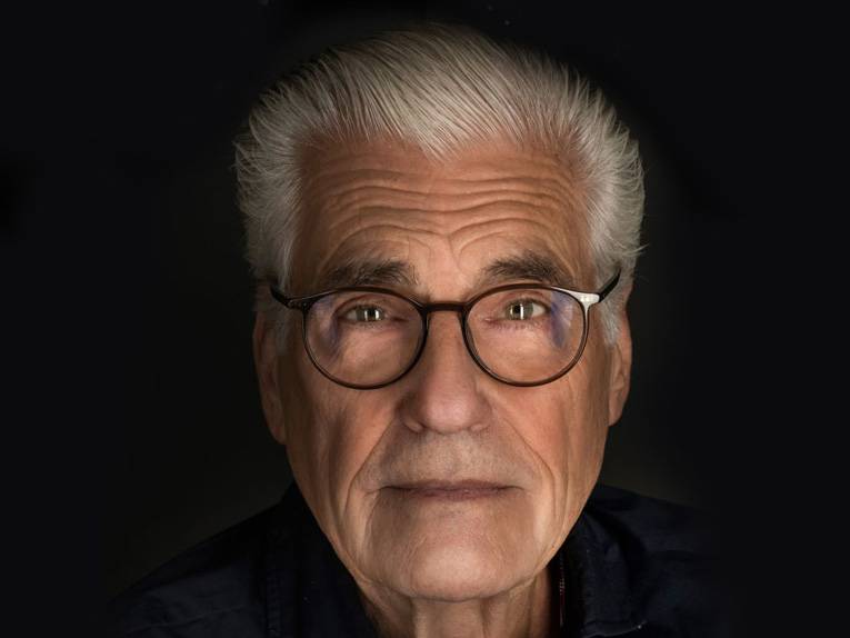 Der Schauspieler Sky du Mont