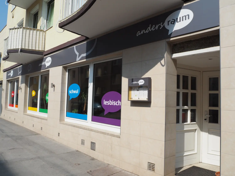 Eine Außenaufnahme des Gebäudes des Vereins "Andersraum e.V,