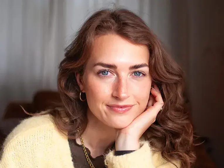 Die Autorin und Content-Creatorin Vanessa Sielmann