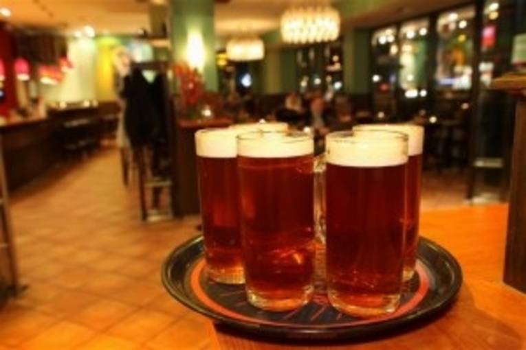 Meiers Lebenslust_gezapftes Bier