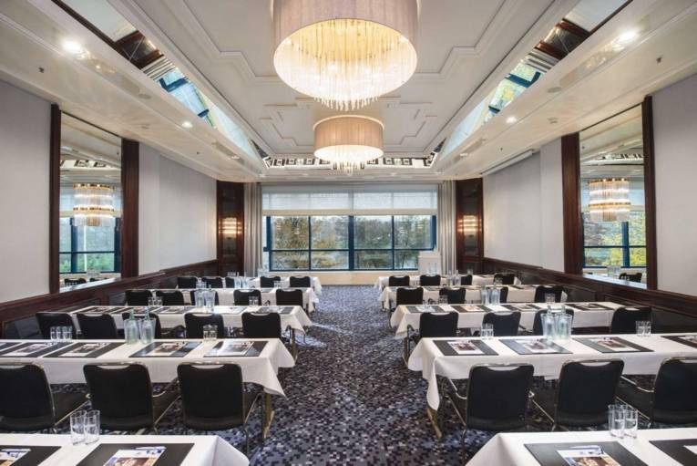 Maritim Airport Hotel