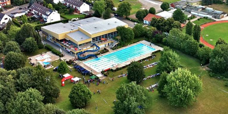 schwimmbader sauna freibader badeland hannover de